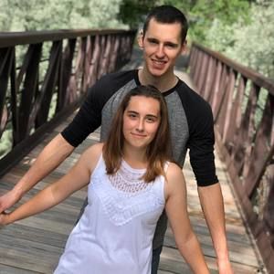 Meet your Posher, Kim